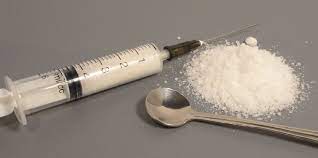 Признаки употребления солей: как распознать солевого наркомана и как ему помочь?
