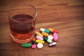 Алкоголь и антибиотики: можно ли сочетать?