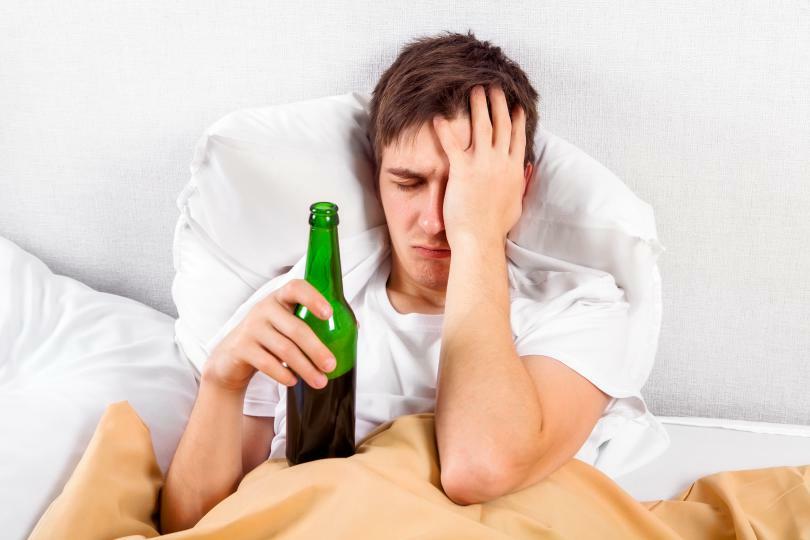 Как лечить пивной алкоголизм в домашних условиях?